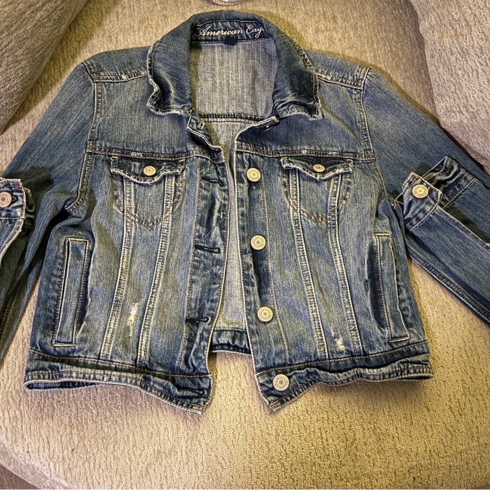 American Eagle Outfitters Distressed Blue Jean Jacket-L